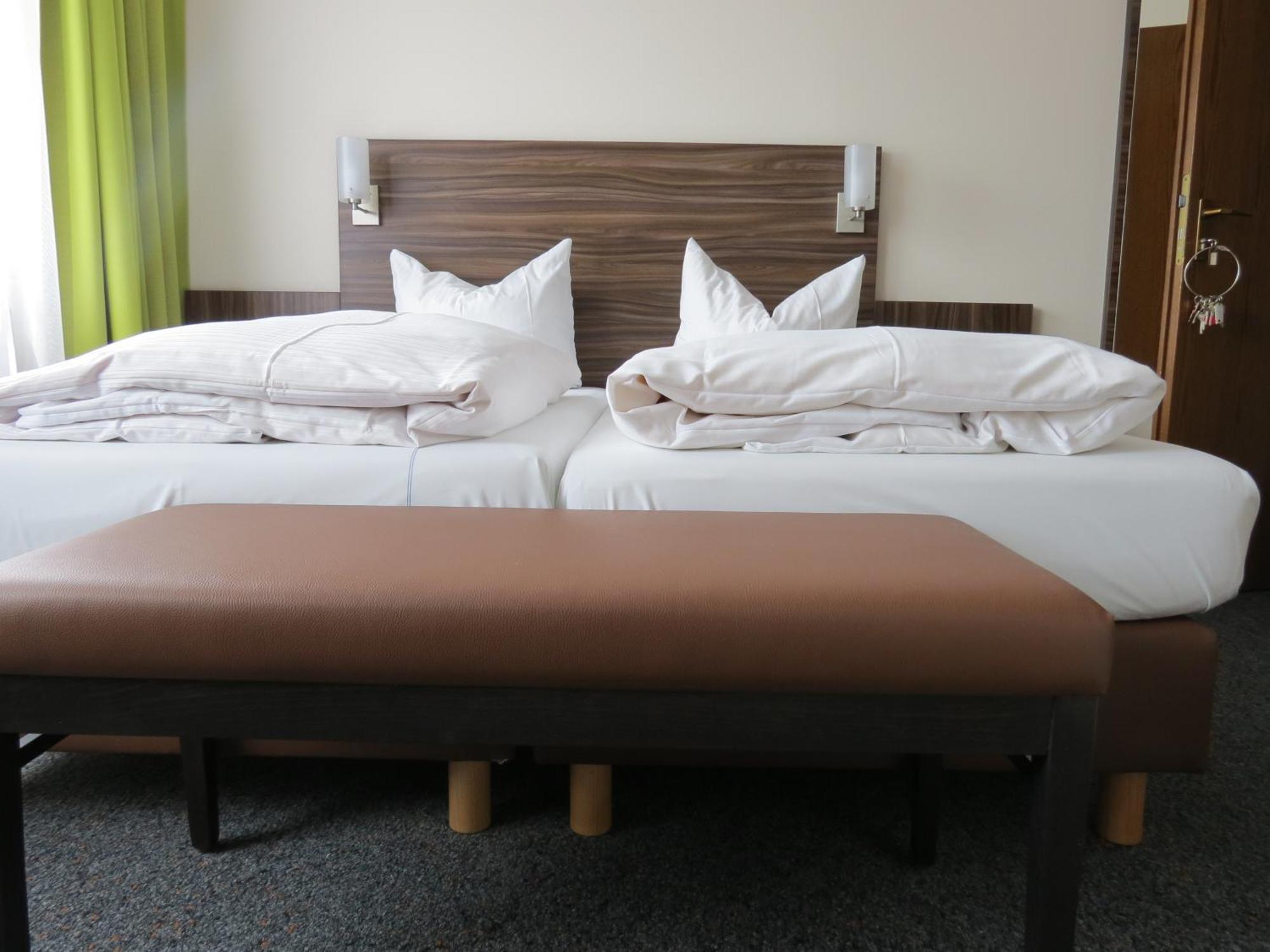Hotel-Restaurant Zum Stern Baumholder Room photo