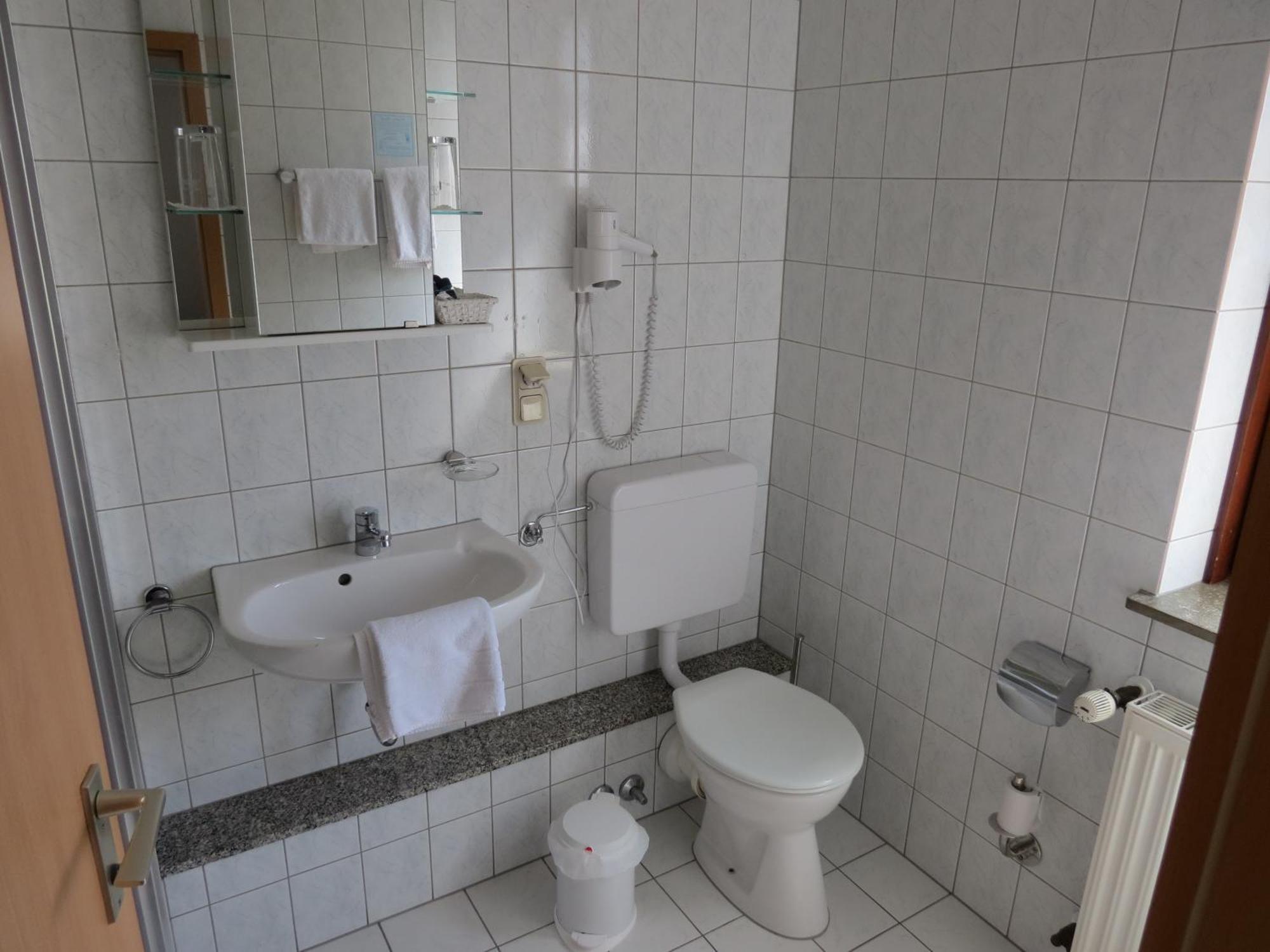 Hotel-Restaurant Zum Stern Baumholder Room photo