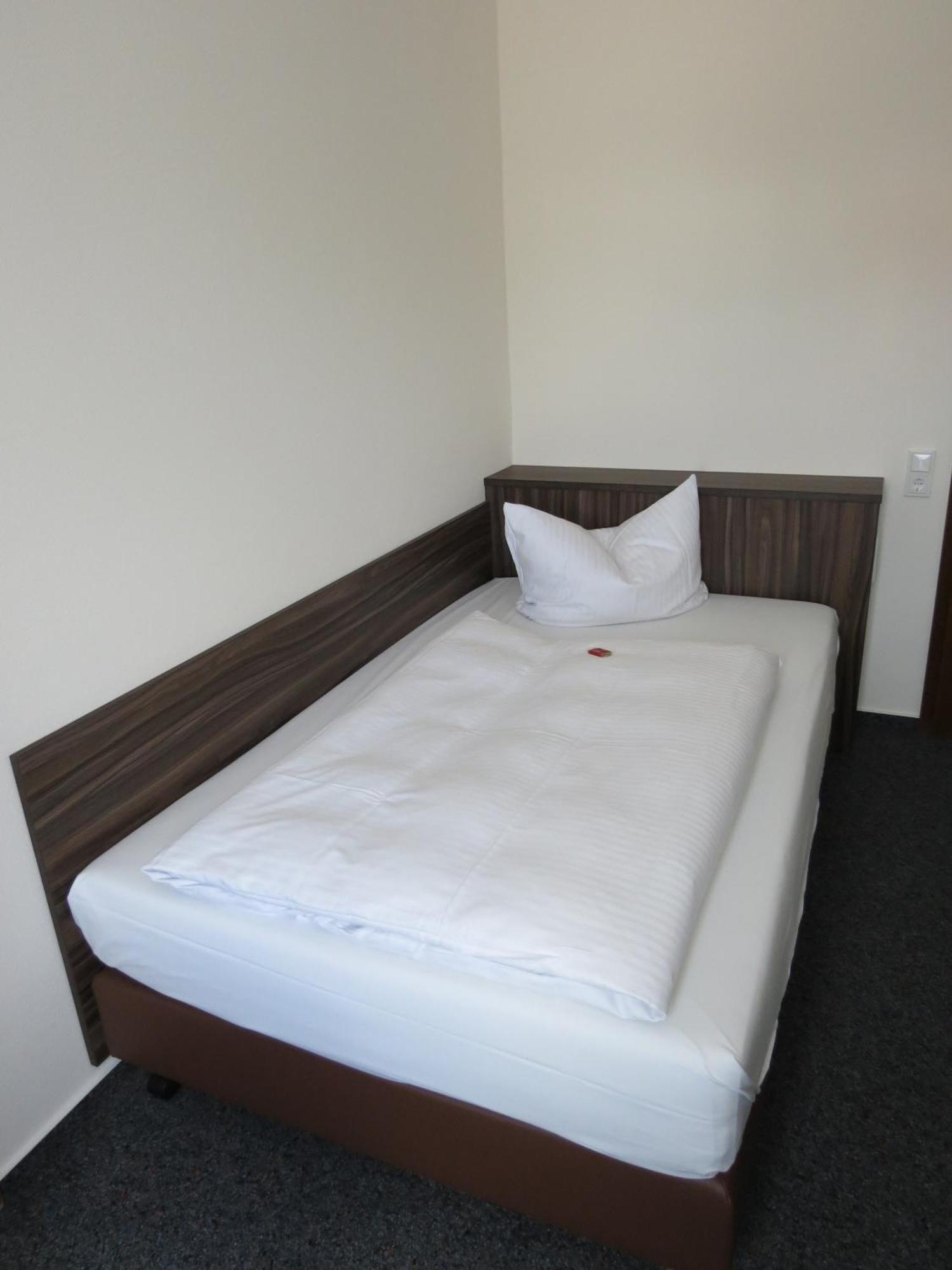 Hotel-Restaurant Zum Stern Baumholder Room photo
